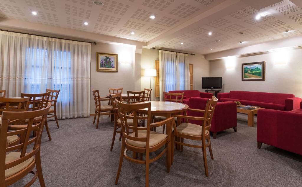Hotel Herradura Сантьяго-де-Компостела Екстер'єр фото