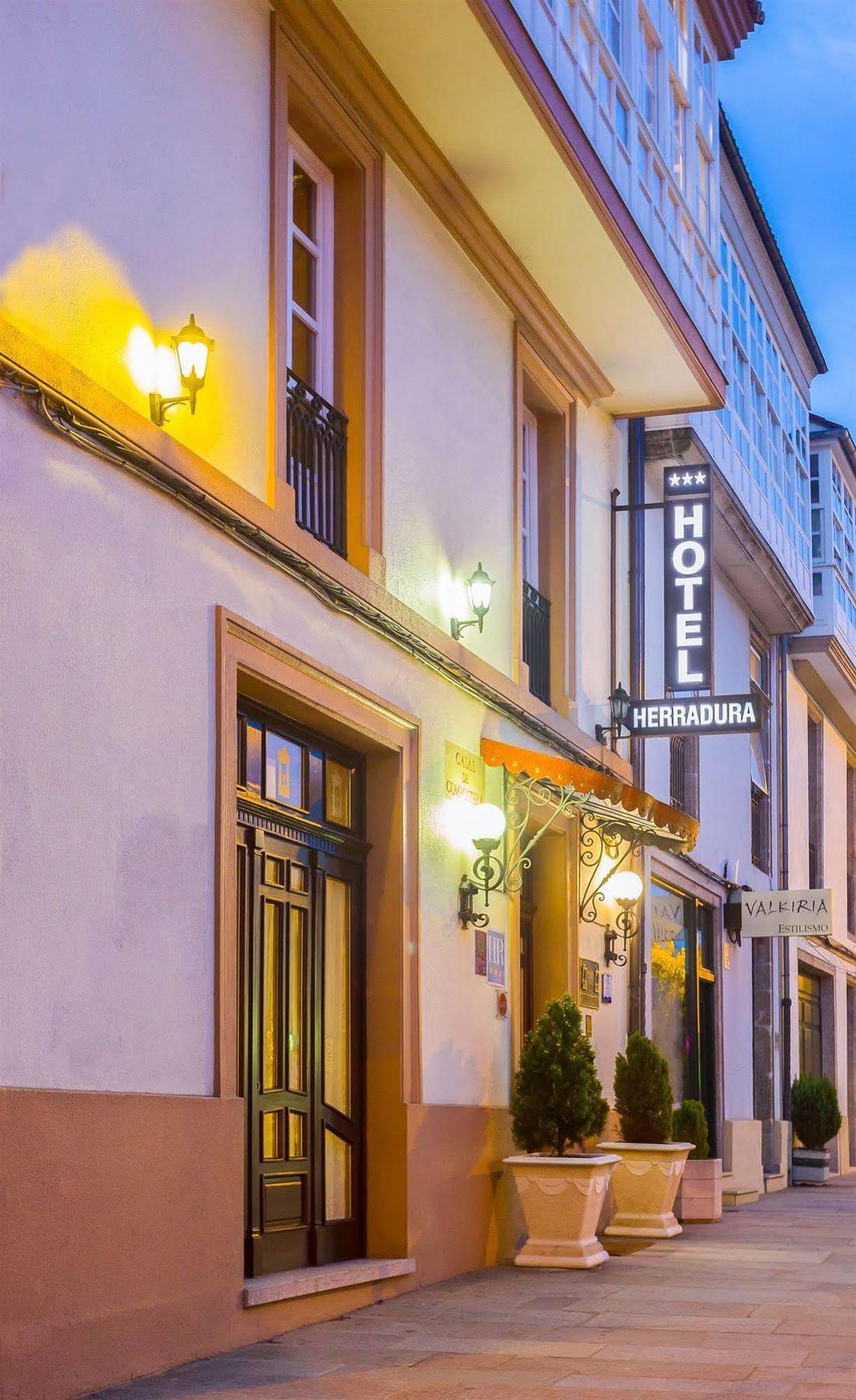Hotel Herradura Сантьяго-де-Компостела Екстер'єр фото